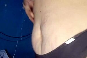 blanquita masturbates and squirts