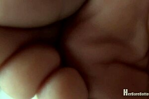 Latina Giselle Hume Spreads Her Cunt And Asshole Wide