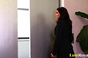 Tattooed Stud Makes Raylene Cum Hard Riding