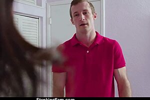 Stepmom Crystal Rush, teen Penelope Woods fucked intensely by Brick Danger