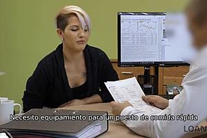 loan4k chica con curvas se bajó mientras pedía un préstamo para su negocio