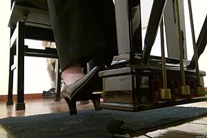 sexy fetish video with asian charm got me hooked right away. wanna watch it now?