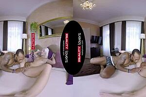 Black guy licks blonde pussy in VR spooning session 😏