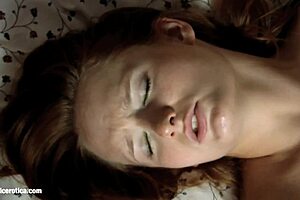 Hailee And Heaven Seduce Painter With Fingering And Muff Diving