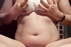 i got this busty camgirl compilatn for my premium follwers