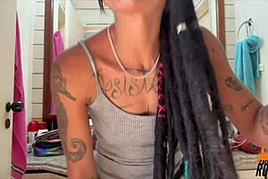 Caroleta Roots Enjoying On Bathroom Sink