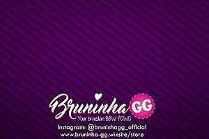 Bruninha dances with big ass