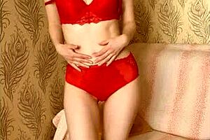 Watch the contrast of a shaved pussy in a stripdance, then intense masturbation with fingering.