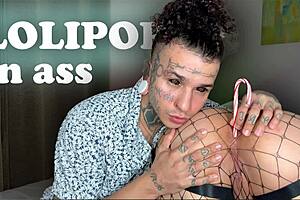 Alternative brunette gets her ass toyed with and fucked in one scene.