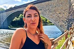 stella sublime loves blowjobs and anal sex as a slutty milf brunette