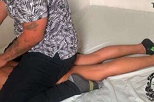 he gives stepsister an erotic massage session