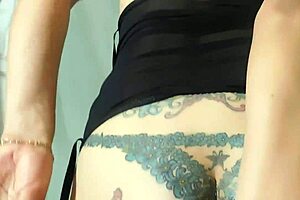 bien cojida con el bate 2 a full y por el culo que hermosa la puta