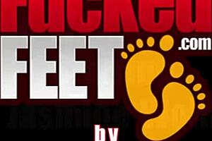 Jasmine Wolff relaxes by the pool