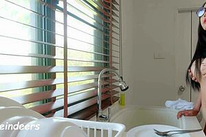 Washing the dishes or fucking creampie - xreindeers