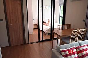 i'm watching my stepsis drop her panties and masturbate her pussy