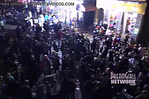 Amateur Girls Flash Naked on Bourbon Street and in Hotel Room