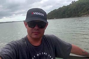 Capitão Pica and Mary Jane in wild anal sex at sea! Wow!