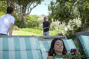 Stepsis gets pussy eaten by mature cougar 😋