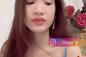 Instagram anna k102 shows flat chest