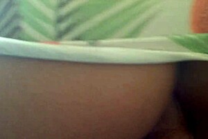 oh wow, beautiful latina cheats on husband with neighbor's creampie!