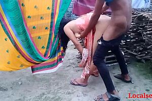 Desi Indian Bhabi Outdoor Video