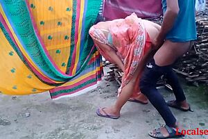 Desi Indian Bhabi Outdoor Video