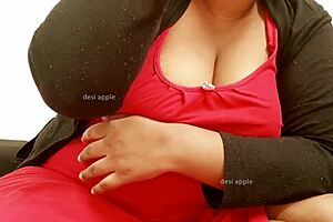 hey, check out this indian aunty with sexy big boobs!