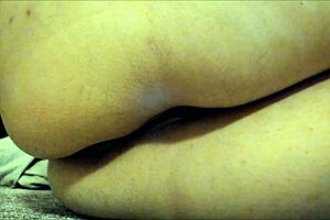 Italian milf's sexy slow-motion farts from her big ass drive you crazy