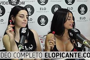 i made those bisexual lesbians kiss and play with my lollipop, it was so fun