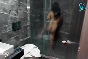 Noche de lujuria me fui a festejar y terminamos cogiendo