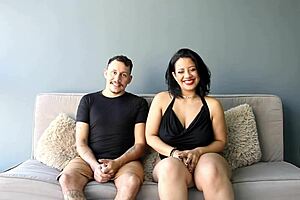 Casado Fode Novinha Gostosa e Deixa Ela Toda Molhada