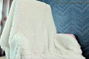 japanese babe on webcam