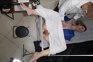 Patient gets horny at gynecologist and cums inside her