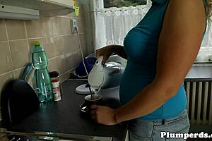 Mature Chubby Babe in High Heels Dominates with Facesitting, Cunilingus, and Blowjob