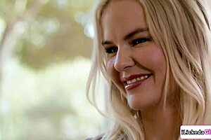 petite stepdaughter gets horny kissing her lesbian stepmom 😘