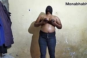 beautiful desi bhabhi oils her huge boobs for massage