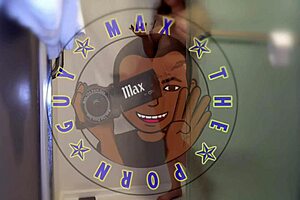 S4e3 Sexy Latina Julz Shows Body And Gives Sloppy Blowjob