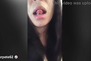 Look at my big tits, who wants to suck them good?