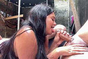 Colombian Neighbor Catches Naked, Convinces For Suck In Outdoor Massage