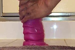 I's using the bad dragon large sleipnir for huge gapin masturbation, it's so extrem!