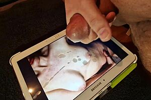 I made a tribut for martina fragola with cum and masturbation, but I messed up the cumshot part.