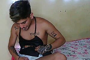 Young solo boy shows off 😏