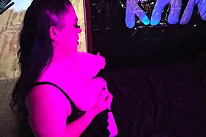 Mature brunette RIDES dildo on porcelain horse!