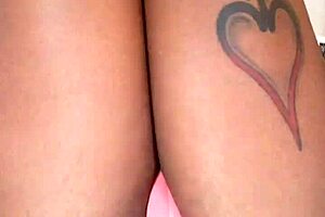 Ebony babe shows off her fat cameltoe then twerks that sexy ass