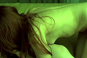 omg these lesbian girls finger each other at home 😍