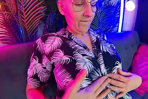 Skinny Girl Next Door with Small Tits Masturbates to Juicy Pussy Orgasm