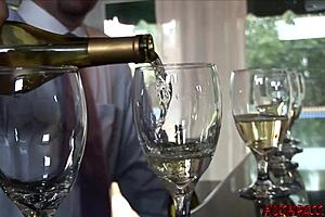 Short Hair Blonde Babe Riding Hard in Big Cock Orgy with Cumshot