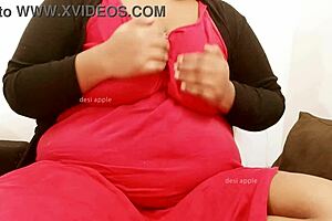 Desi indian aunty with big boobs in family gathering