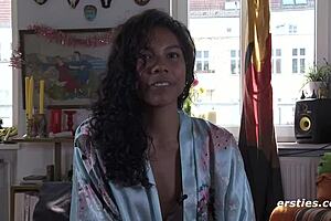 Sweet Ebony Amateur Enjoys Outdoor Solo Activity