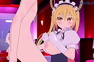 sweet sarah kimble fingering her pussy on cam with a dildo